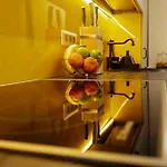 Sunny Cismigiu Gardens Flat - Charming Balcony Bucureşti