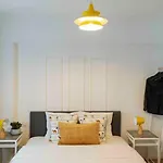 Sunny Cismigiu Gardens Flat - Charming Balcony Apartament