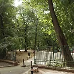 Apartament Sunny Cismigiu Gardens Flat - Charming Balcony Bucureşti