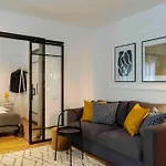 Apartament Sunny Cismigiu Gardens Flat - Charming Balcony Bucureşti