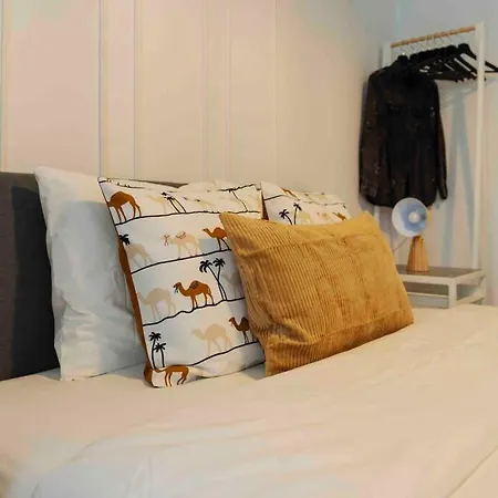 Apartment Sunny Cismigiu Gardens Flat - Charming Balcony Bukarest