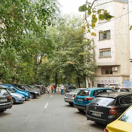 Sunny Cismigiu Gardens Flat - Charming Balcony Appartamento *