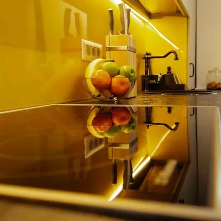 Sunny Cismigiu Gardens Flat - Charming Balcony Βουκουρέστι