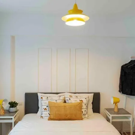 Sunny Cismigiu Gardens Flat - Charming Balcony Appartement