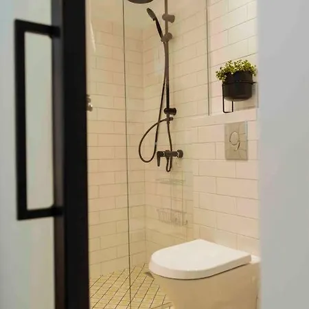 Appartamento Sunny Cismigiu Gardens Flat - Charming Balcony Bucarest