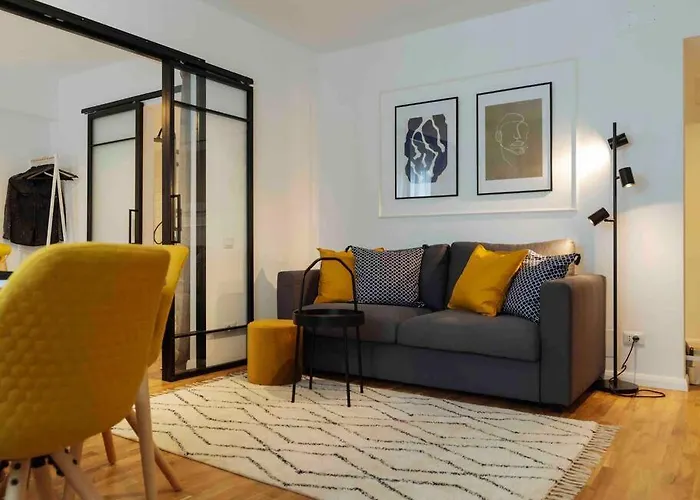 Sunny Cismigiu Gardens Flat - Charming Balcony Appartement *