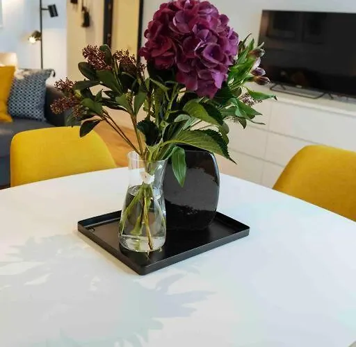 Sunny Cismigiu Gardens Flat - Charming Balcony Appartement Boekarest