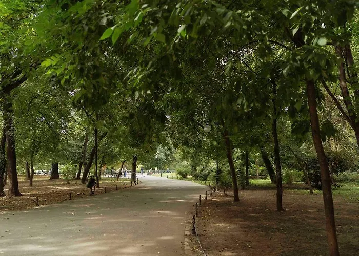 Sunny Cismigiu Gardens Flat - Charming Balcony