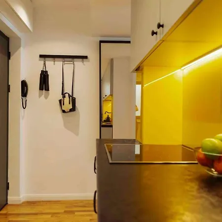 Appartamento Sunny Cismigiu Gardens Flat - Charming Balcony *