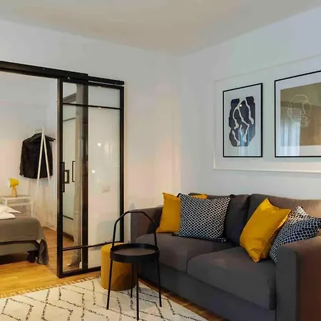 דירה Sunny Cismigiu Gardens Flat - Charming Balcony בוקרשט